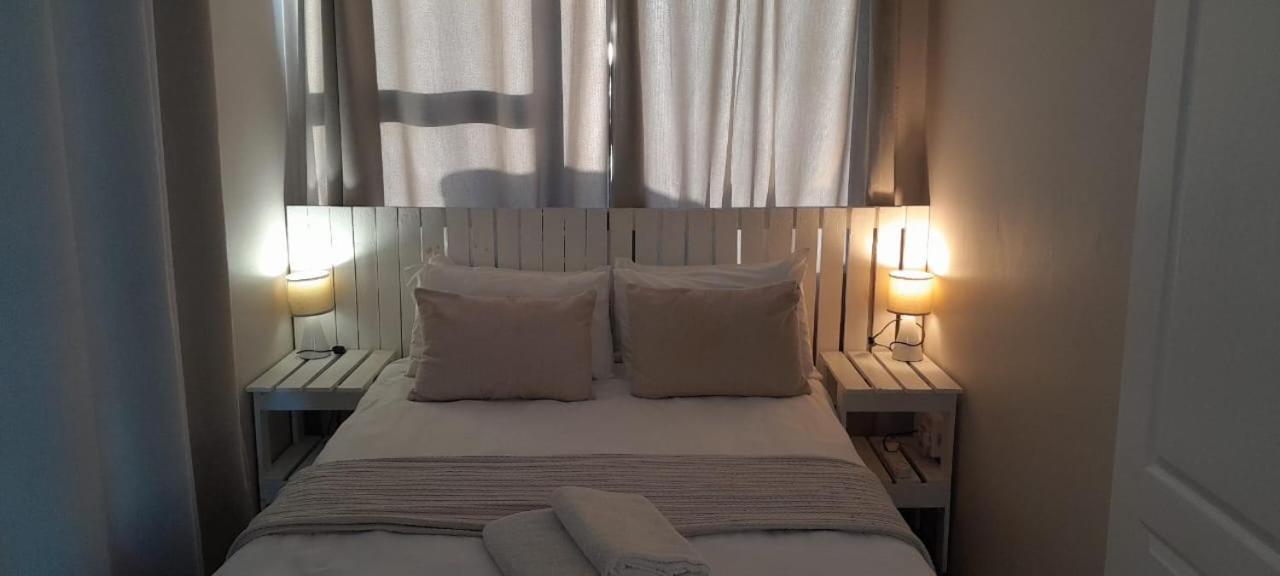Hotel Kelzane Self-Catering Gonubie Esterno foto