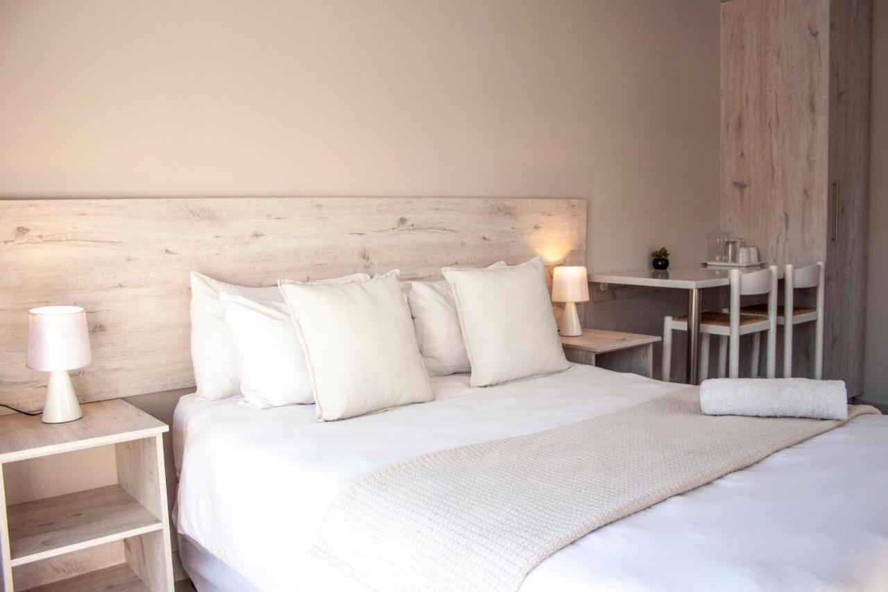 Hotel Kelzane Self-Catering Gonubie Esterno foto