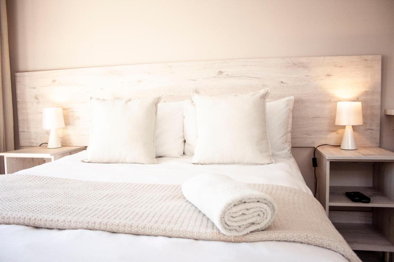 Hotel Kelzane Self-Catering Gonubie Esterno foto